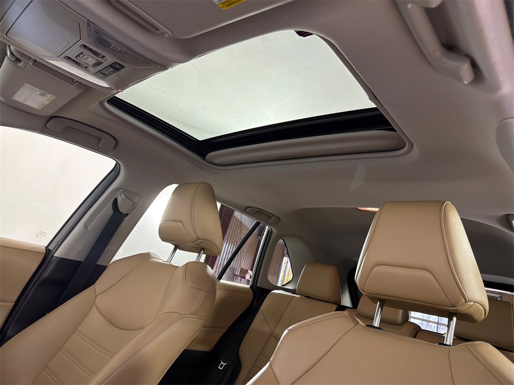 Used 2020 Toyota RAV4 XLE Premium image 2