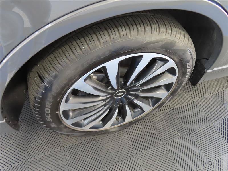 Used 2023 Lincoln Aviator Black Label Grand Touring w/ Class IV Trailer Tow Package AWD/4WD image 10