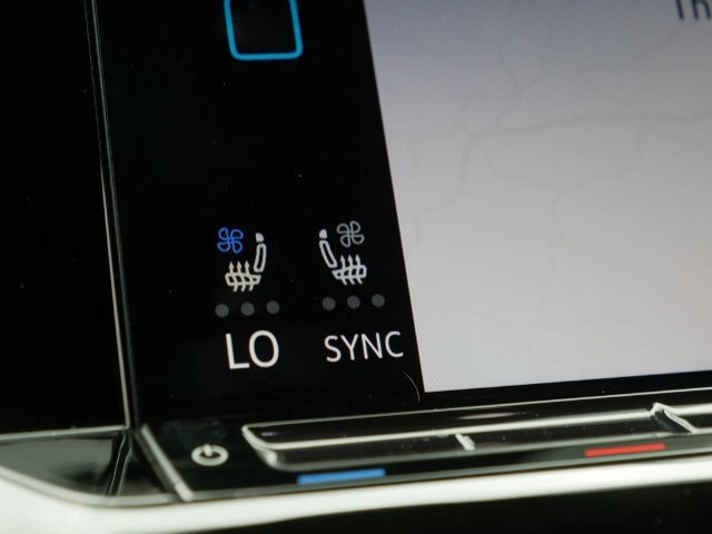 Certified 2025 Volkswagen Atlas SE AWD/4WD image 31