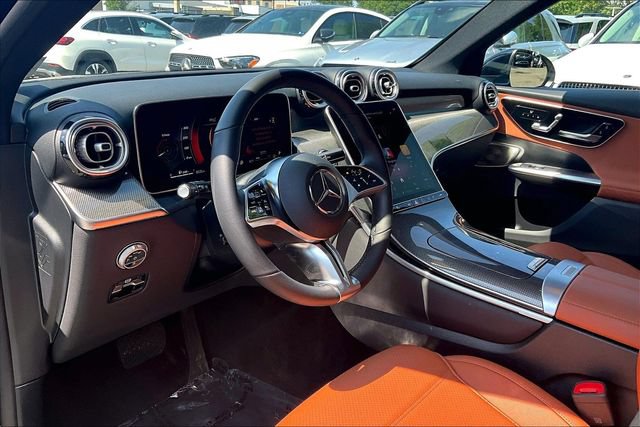 Used 2026 Mercedes-Benz GLC 300 4MATIC image 14