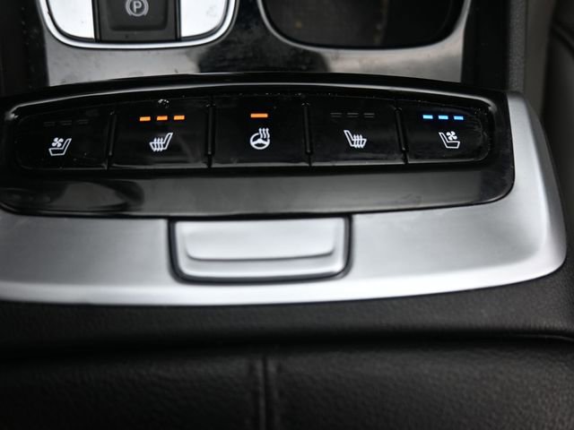 Used 2023 Hyundai Santa Cruz Limited image 14