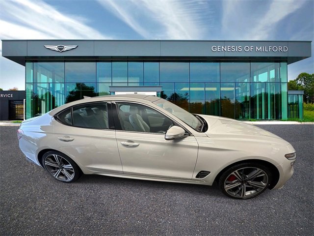 Used 2025 Genesis G70 3.3T Advanced image 4