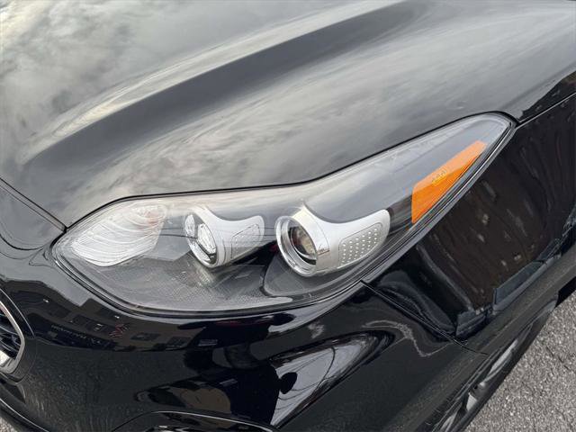 Used 2020 Kia Sportage LX image 7