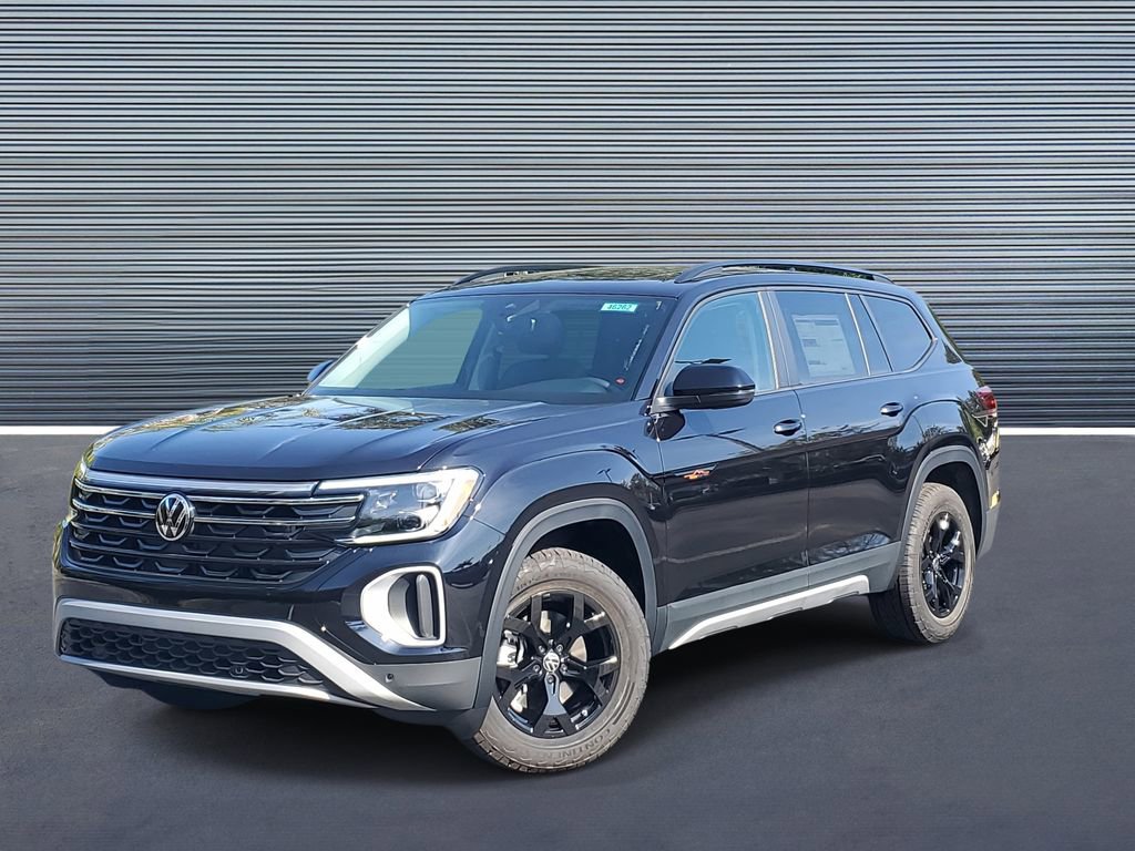 New 2026 Volkswagen Atlas Peak Edition image 1