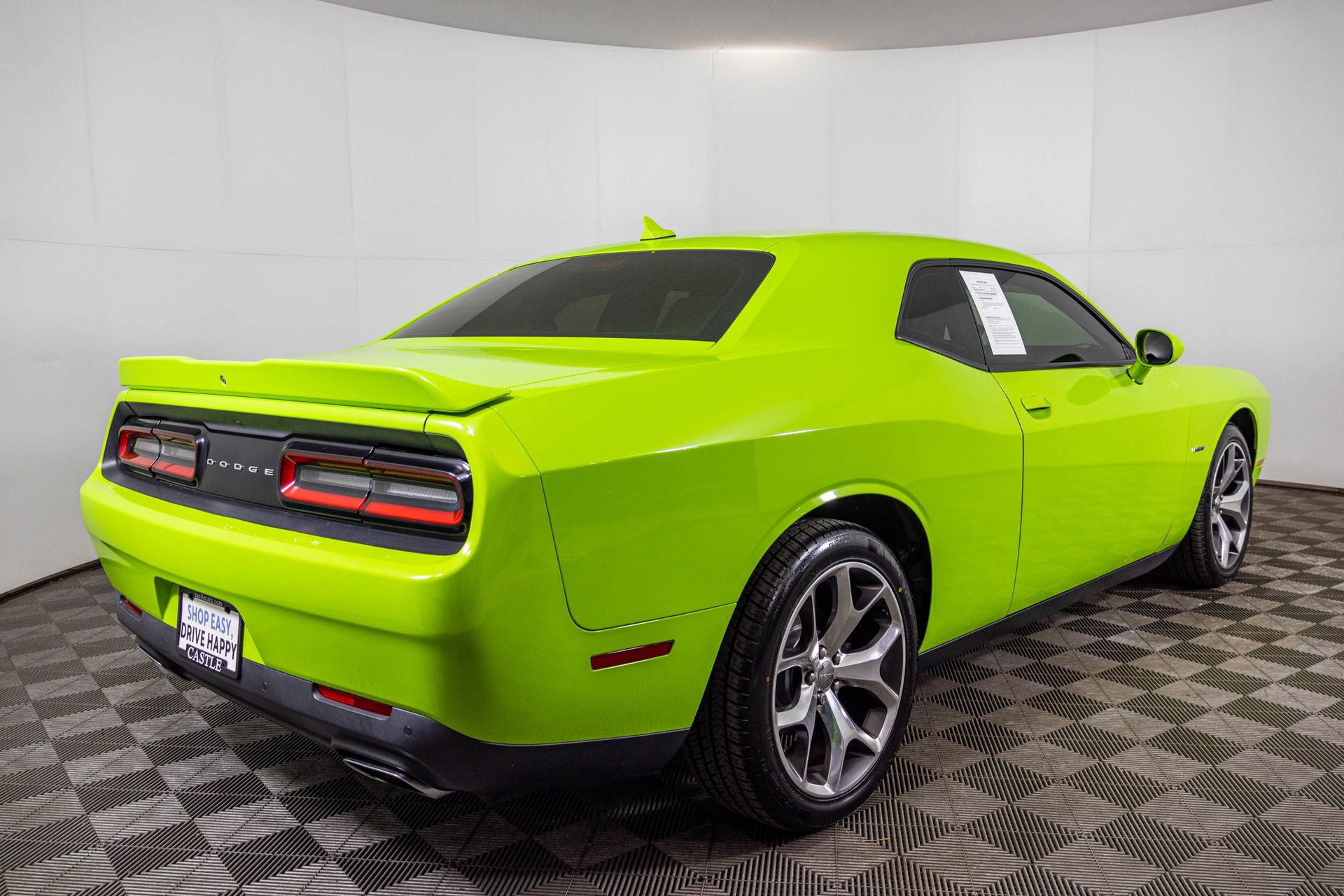 Used 2015 Dodge Challenger R/T Plus RWD image 18