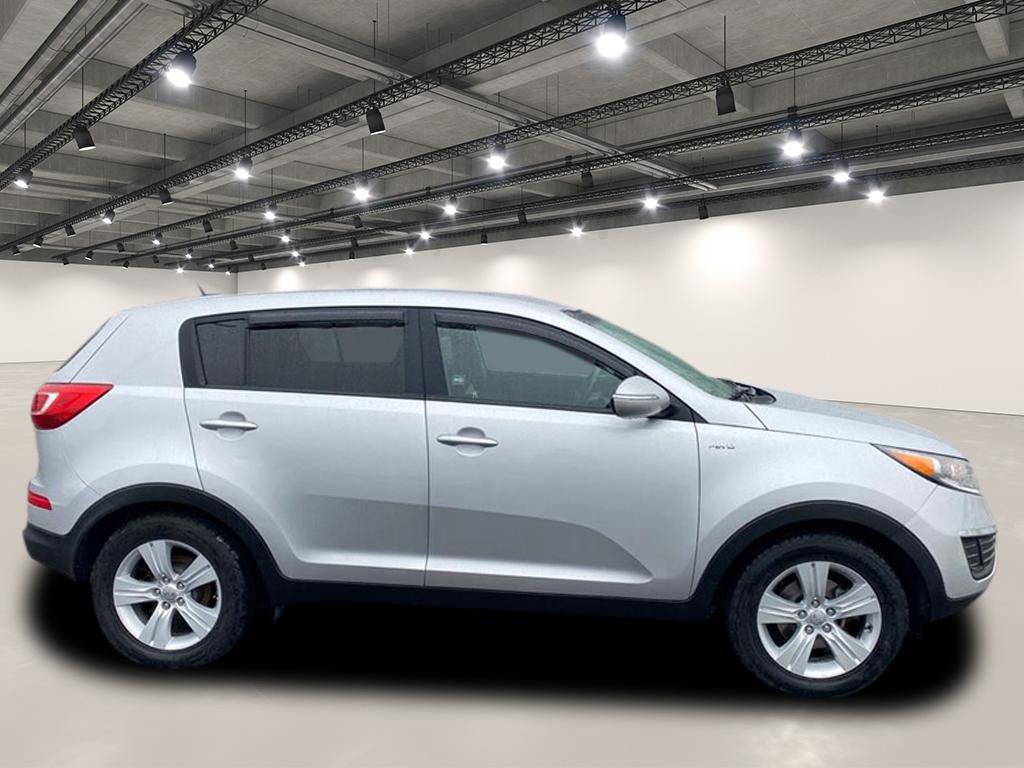 Used 2013 Kia Sportage LX image 8