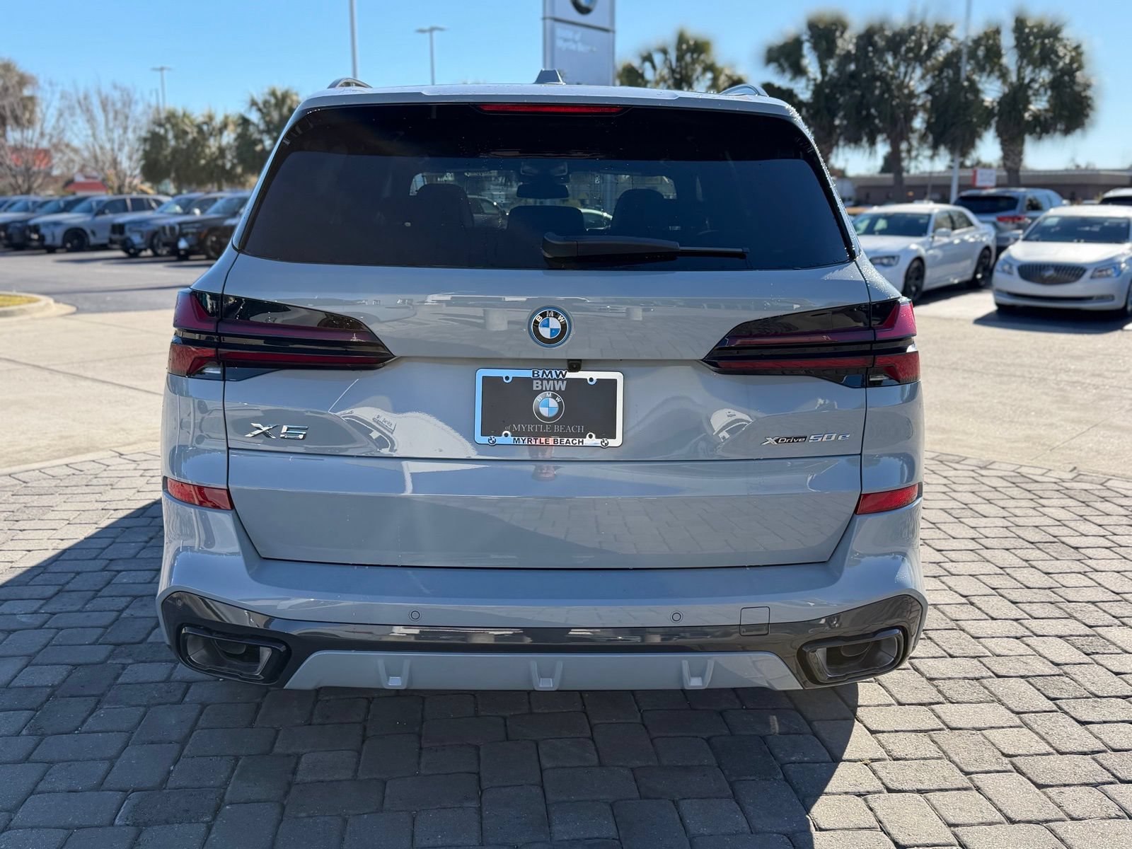 Used 2026 BMW X5 xDrive50e w/ M Sport Package AWD/4WD image 10