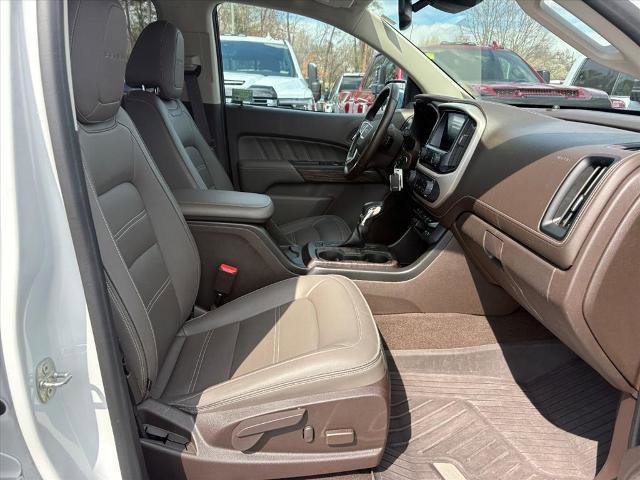 Certified 2022 GMC Canyon Denali image 7