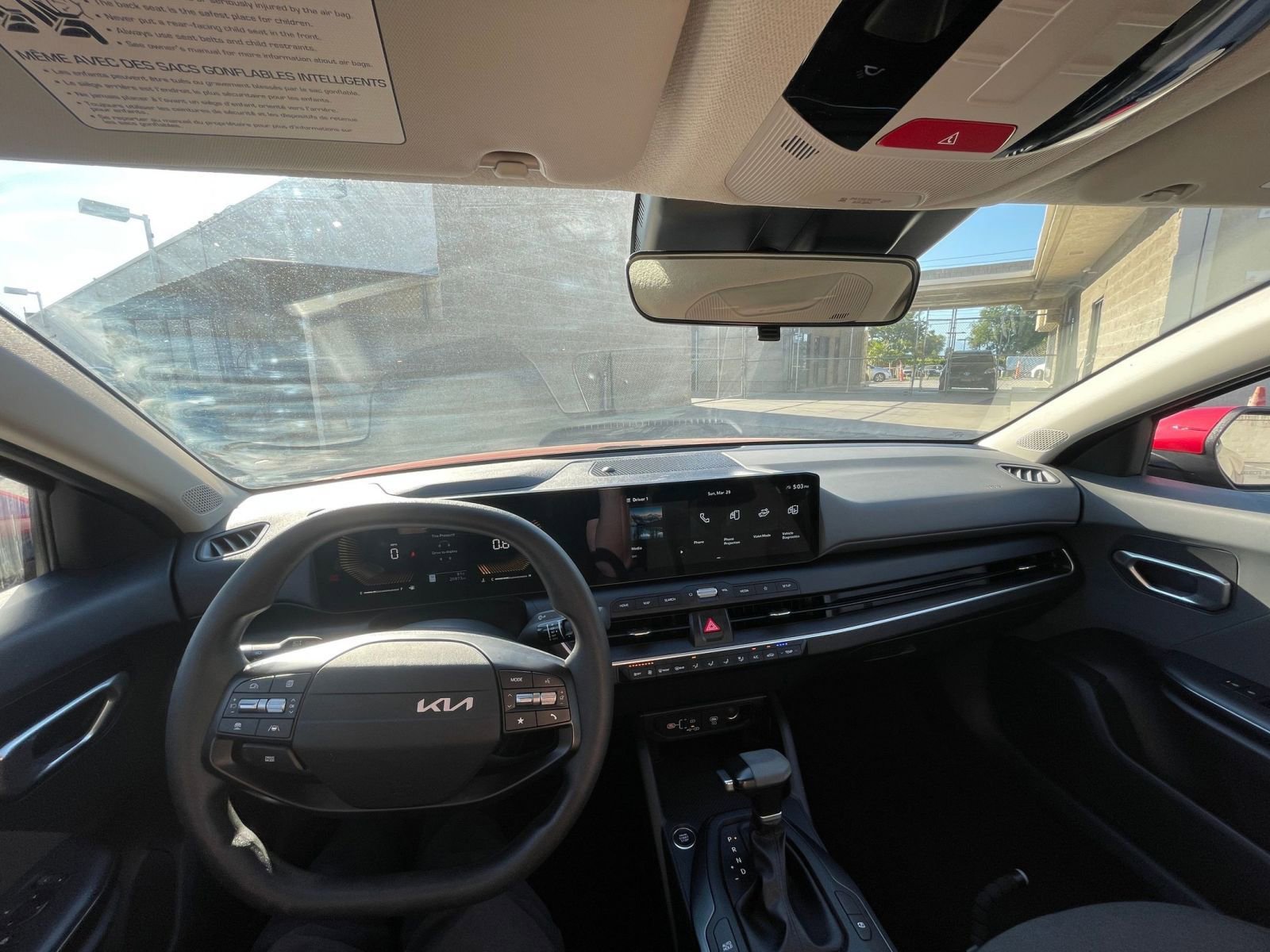 Used 2025 Kia K4 LXS image 17