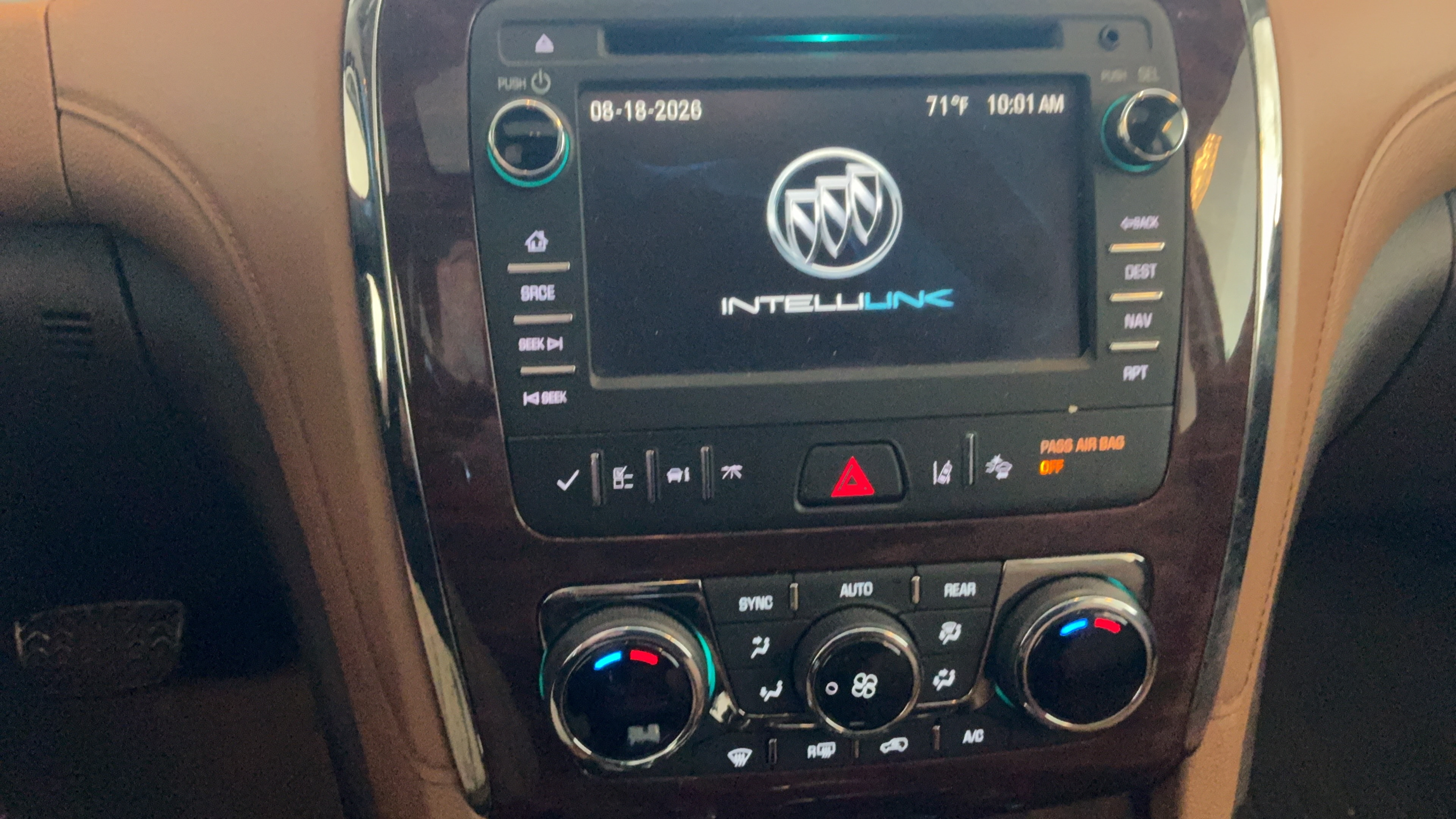 Used 2016 Buick Enclave Premium w/ Experience Buick Package FWD image 11