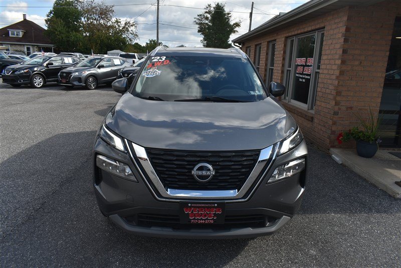 Used 2023 Nissan Rogue SV w/ SV Premium B Package AWD/4WD image 9