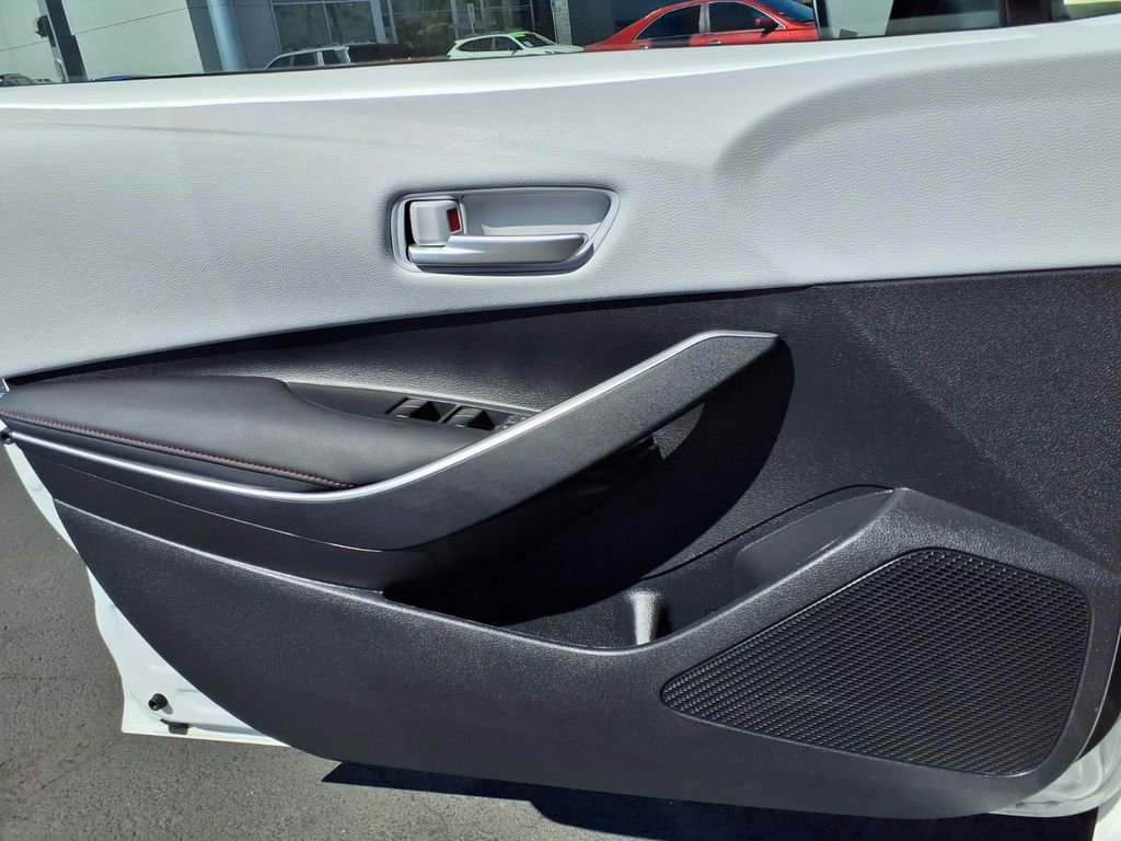 Used 2023 Toyota Corolla SE image 27