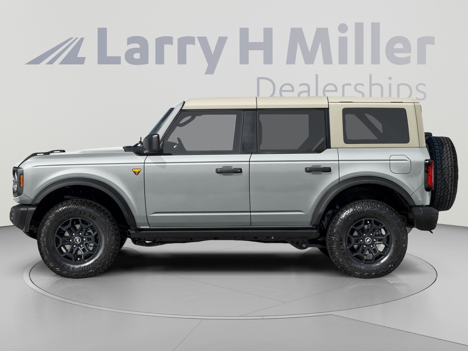New 2026 Ford Bronco Badlands AWD/4WD image 23