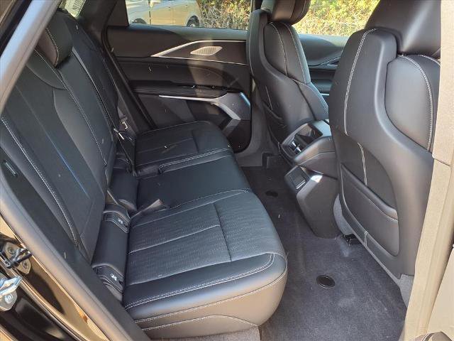New 2026 Cadillac Lyriq Premium Luxury AWD/4WD image 10
