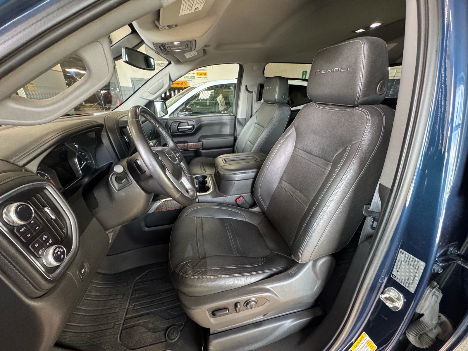 Used 2019 GMC Sierra 1500 Denali AWD/4WD image 22