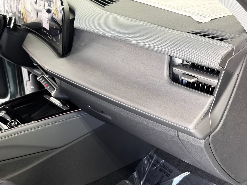 New 2026 Audi Q3 quattro 2.0T AWD/4WD image 30