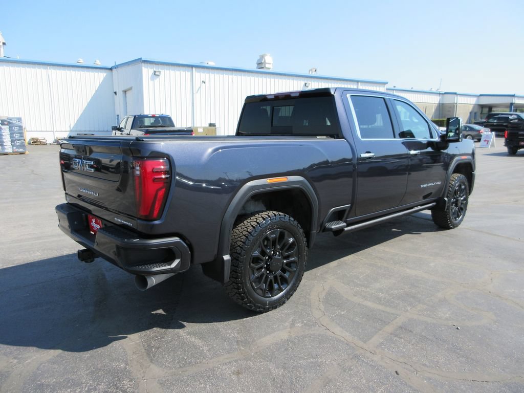 Certified 2024 GMC Sierra 2500 Denali Ultimate AWD/4WD image 6