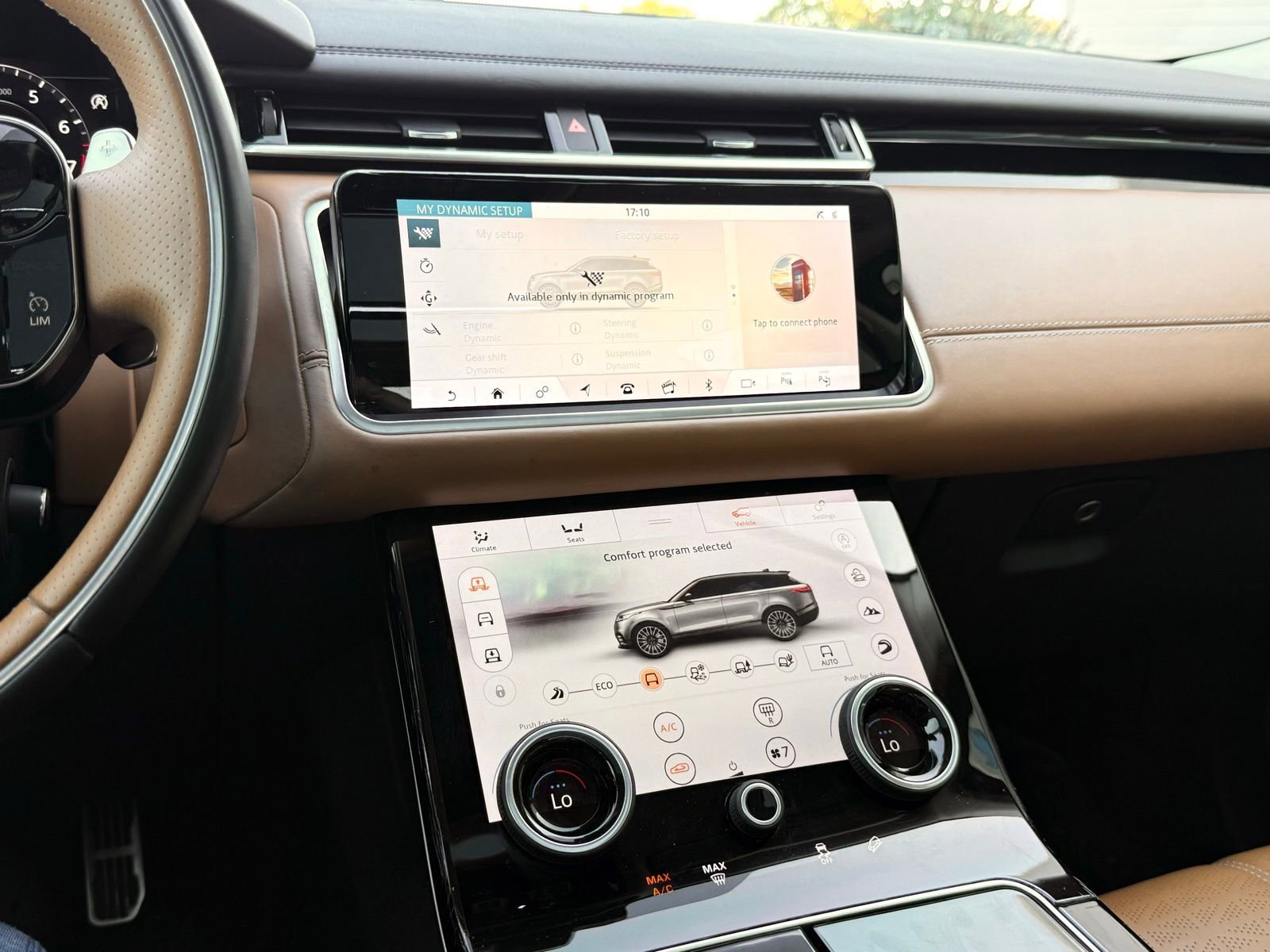 Used 2018 Land Rover Range Rover Velar R-Dynamic HSE AWD/4WD image 49