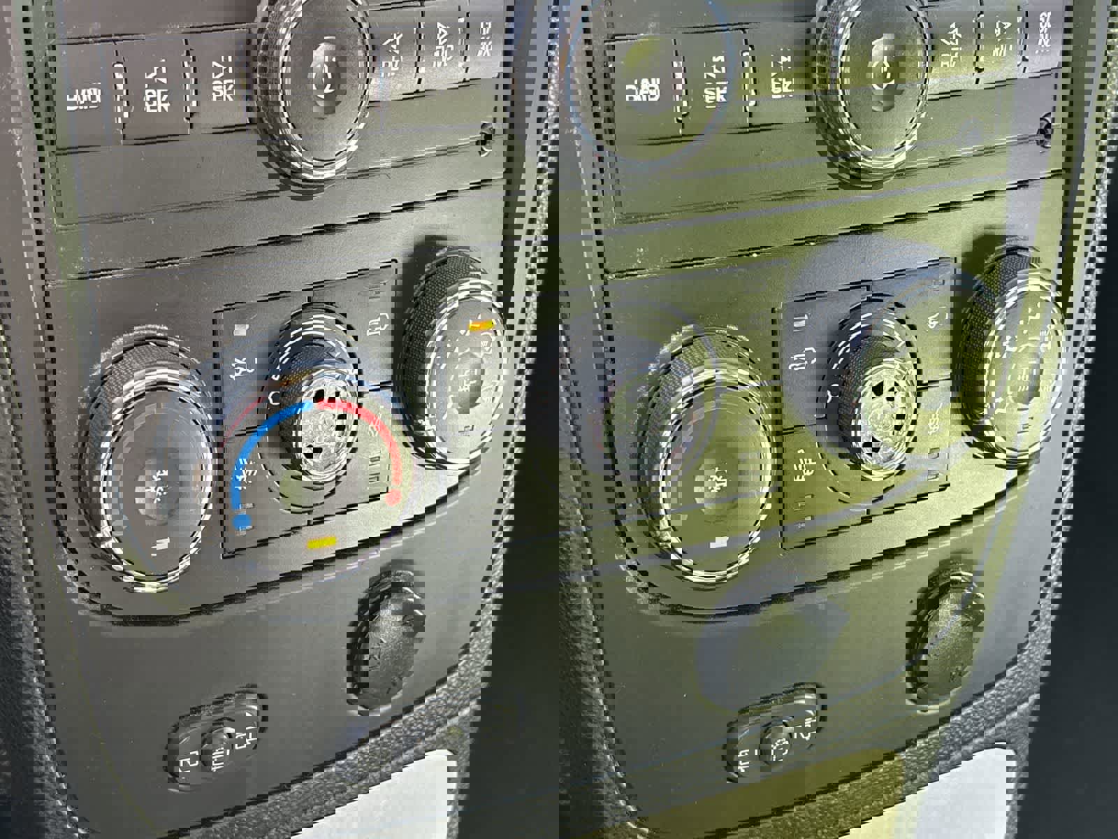 Used 2007 Chevrolet HHR LT image 17