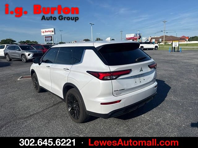 Used 2023 Mitsubishi Outlander SEL AWD/4WD image 5