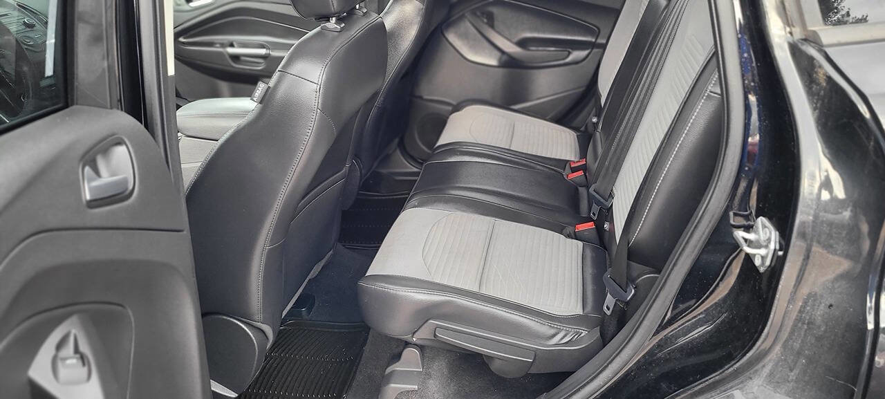 Used 2018 Ford Escape SE w/ SE Sport Appearance Package AWD/4WD image 10