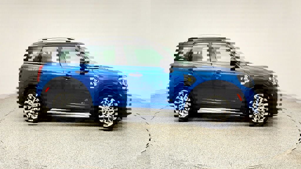 Used 2022 MINI Cooper Countryman SE image 4