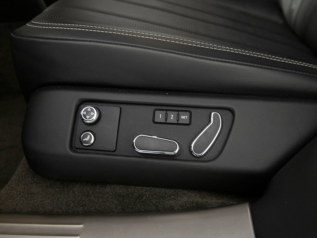 Used 2015 Bentley Flying Spur V8 AWD/4WD image 41