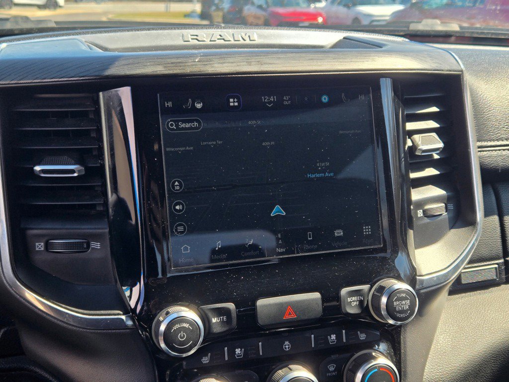 Used 2024 RAM 1500 Laramie image 25