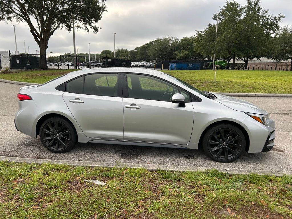 Used 2024 Toyota Corolla SE FWD image 7