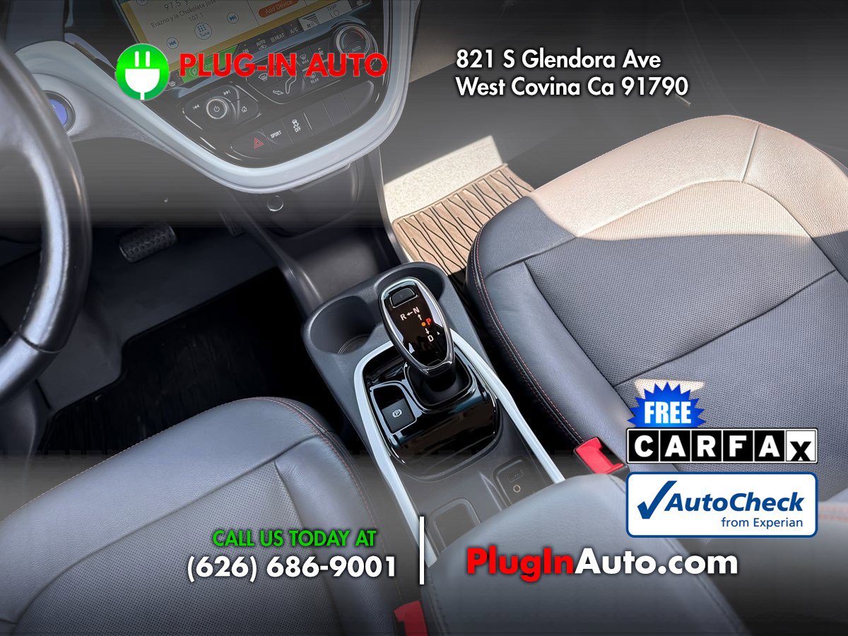 Used 2019 Chevrolet Bolt Premier w/ Infotainment Package FWD image 15