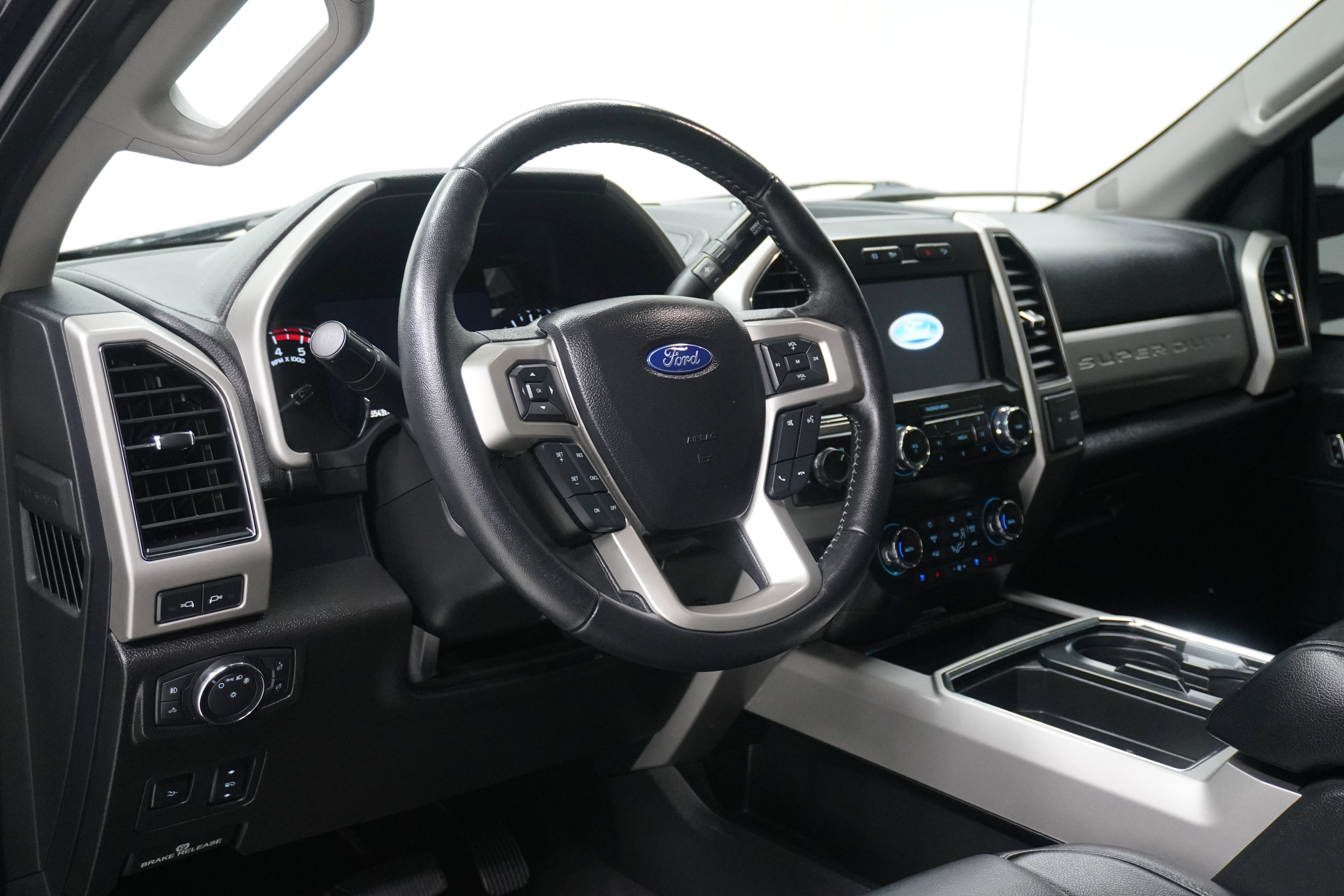 Used 2021 Ford F250 Lariat image 9