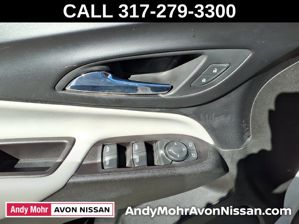 Used 2022 Chevrolet Equinox LS AWD/4WD image 15