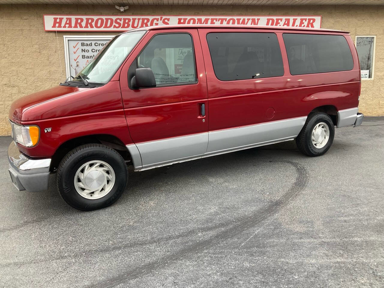 Used 2000 Ford E-150 and Econoline 150 Wagon