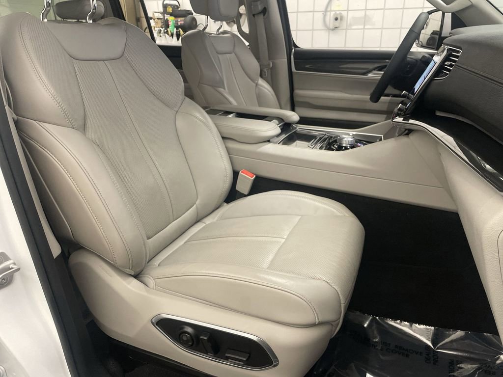 Used 2022 Jeep Wagoneer Series I image 22