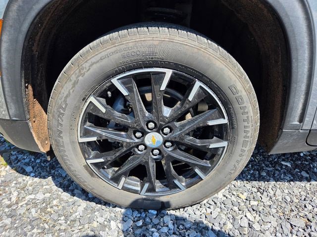 Used 2024 Chevrolet Traverse LT w/ Enhanced Driving Package AWD/4WD image 26