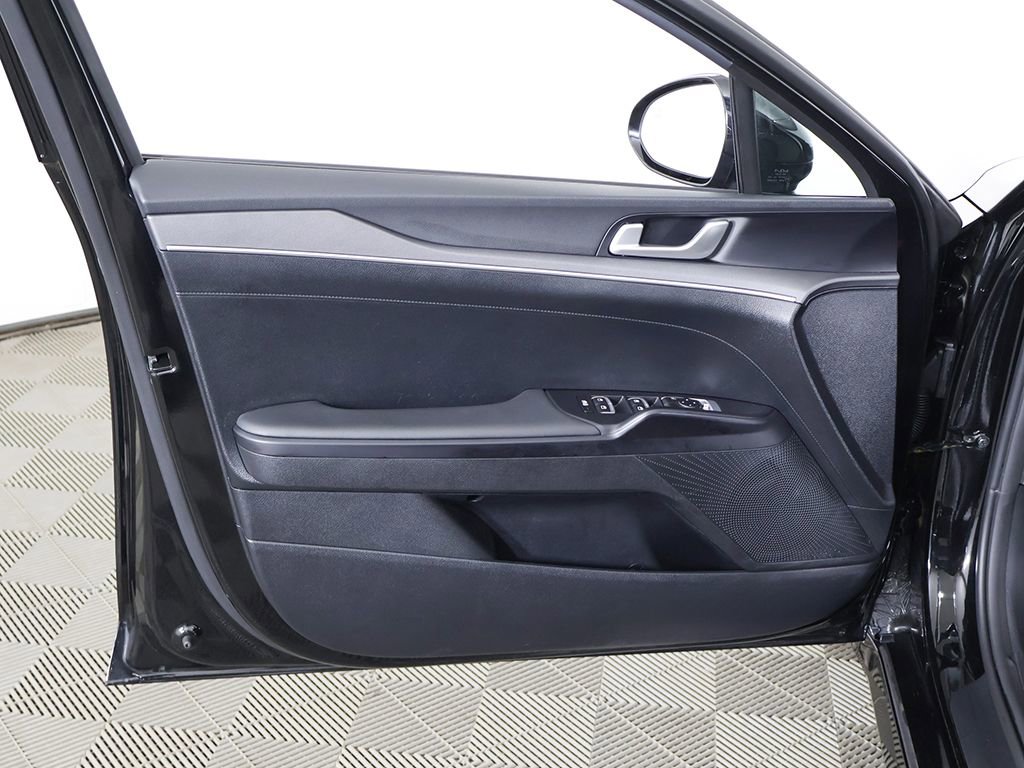 Certified 2025 Kia K5 LXS FWD image 20