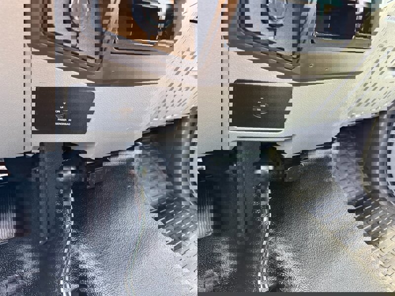 Used 2011 Ford F250 XL image 32