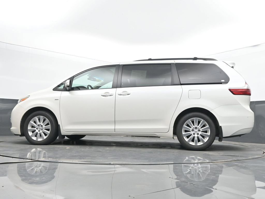Used 2016 Toyota Sienna Limited Premium AWD/4WD image 53