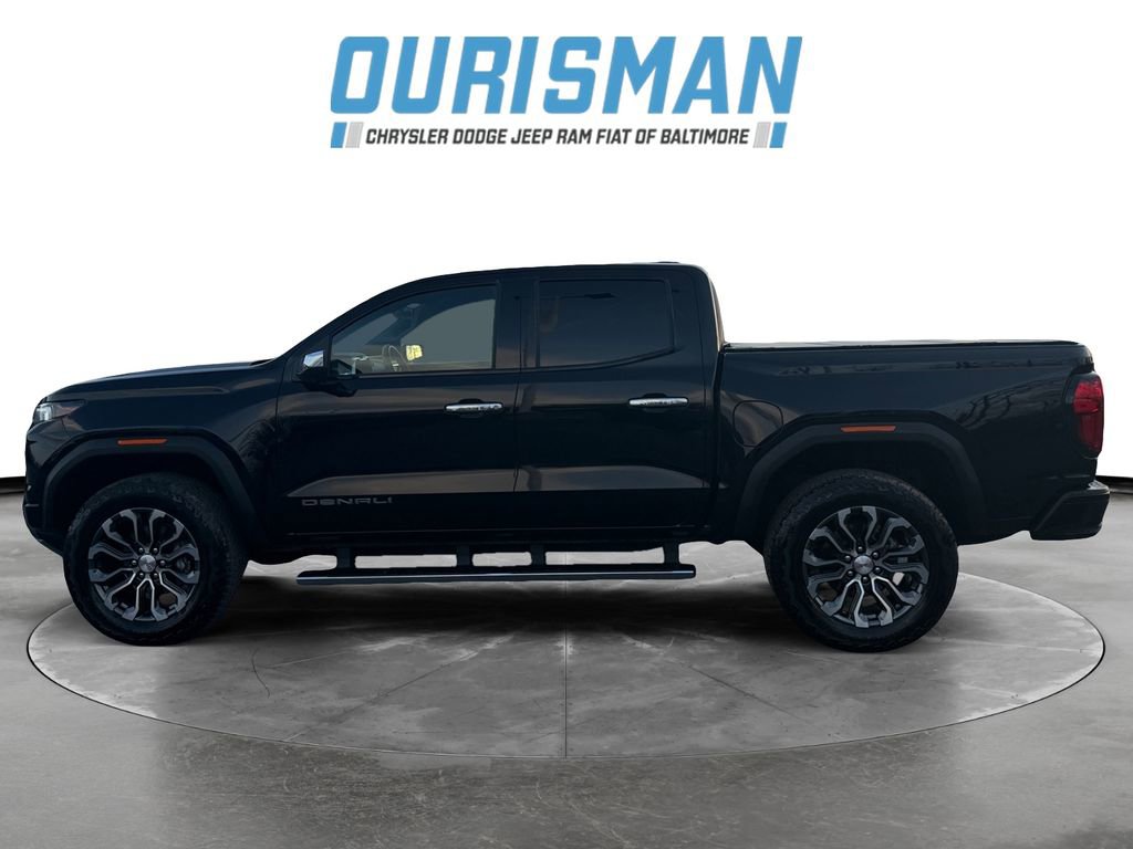 Used 2024 GMC Canyon Denali image 3