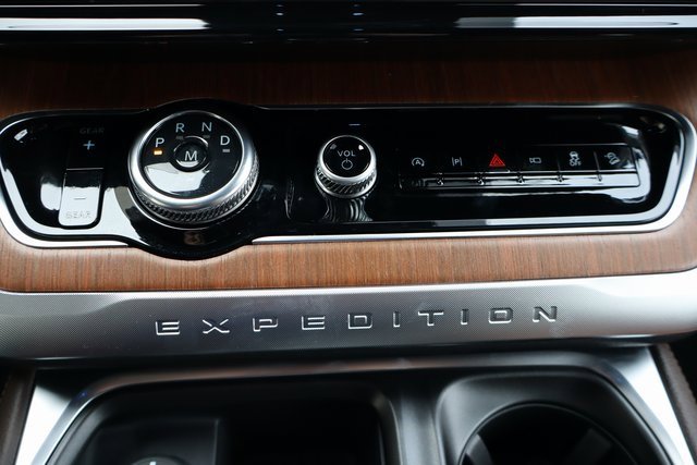 New 2026 Ford Expedition King Ranch image 32