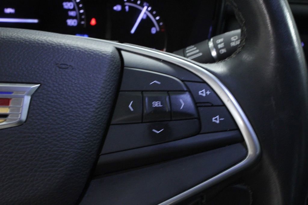 Used 2017 Cadillac XT5 Luxury w/ Driver Awareness Package image 25
