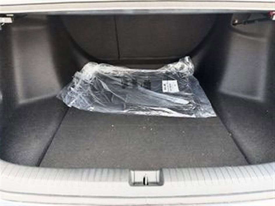 Used 2025 Honda Accord EX-L image 6