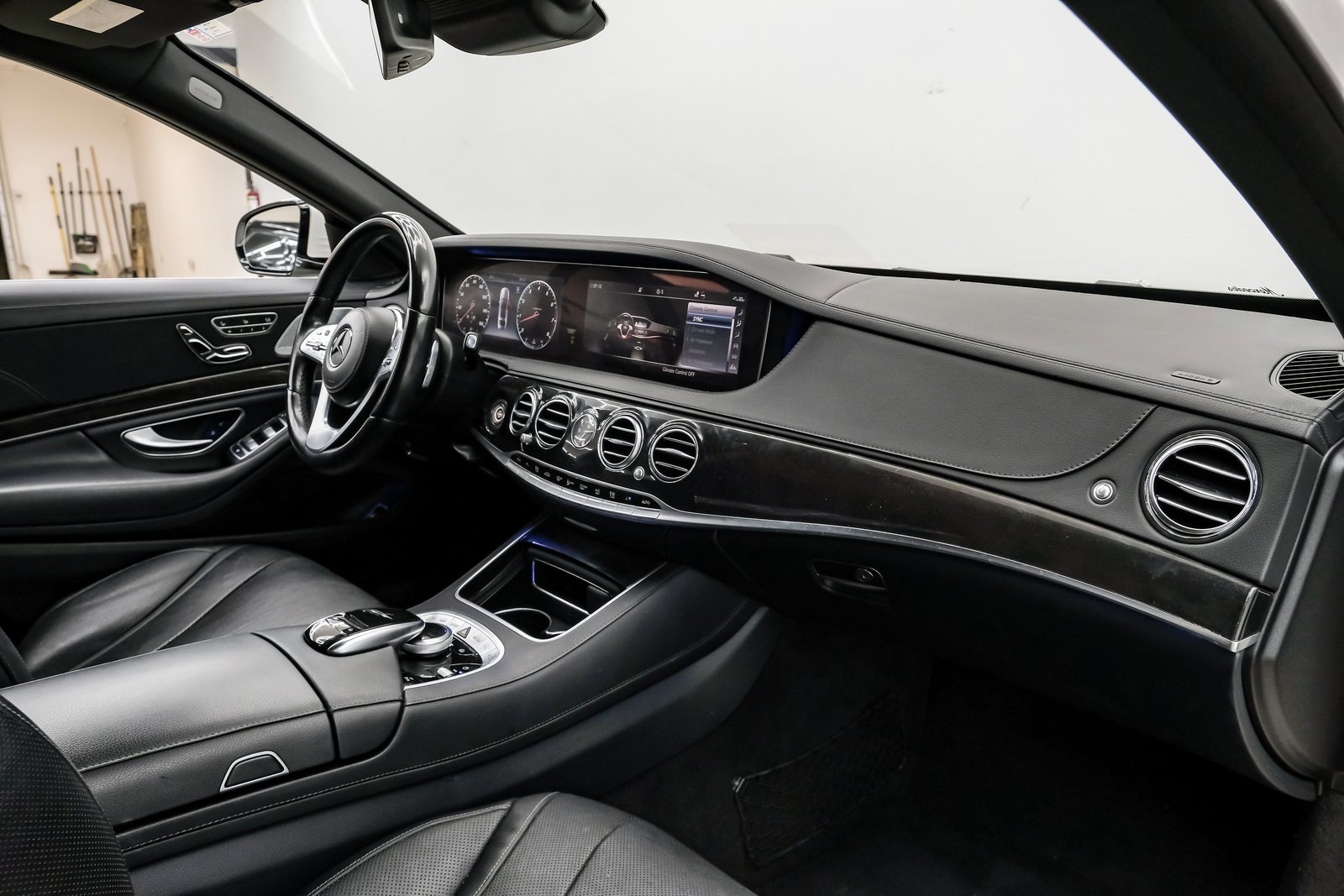 Used 2019 Mercedes-Benz S 450 Sedan image 15