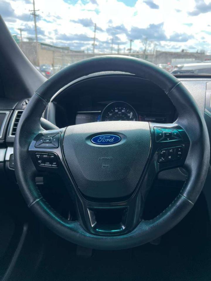 Used 2016 Ford Explorer XLT w/ Equipment Group 202A image 30