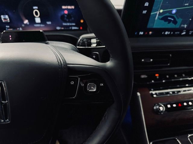 Certified 2025 Lincoln Aviator Black Label image 34