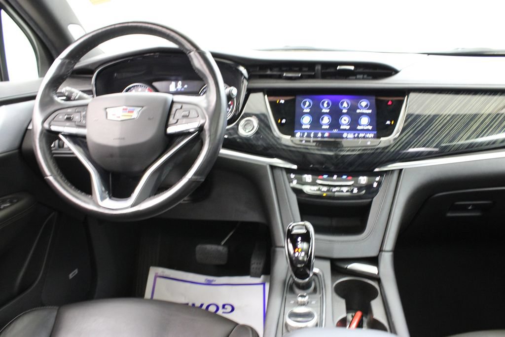 Used 2023 Cadillac XT6 Premium Luxury AWD/4WD image 9
