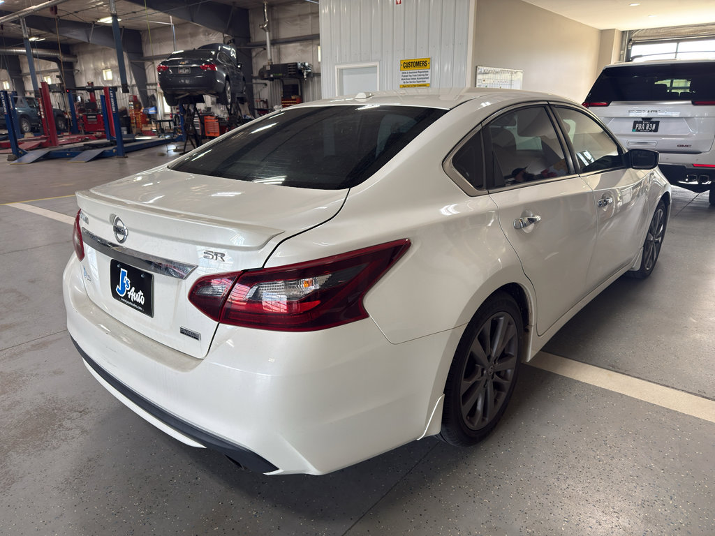 Used 2018 Nissan Altima 2.5 SR w/ SR Special Edition FWD image 5