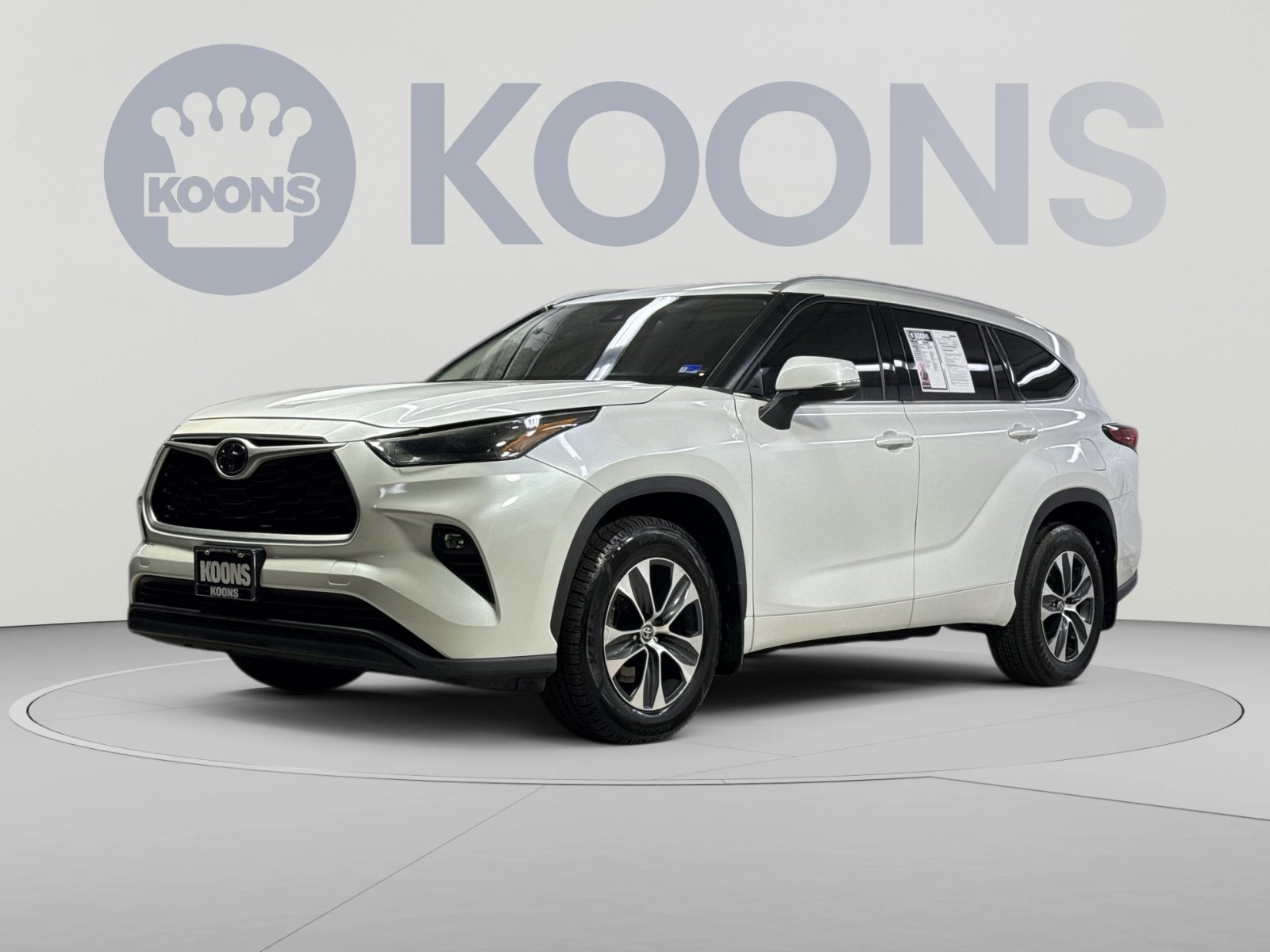 Used 2022 Toyota Highlander XLE