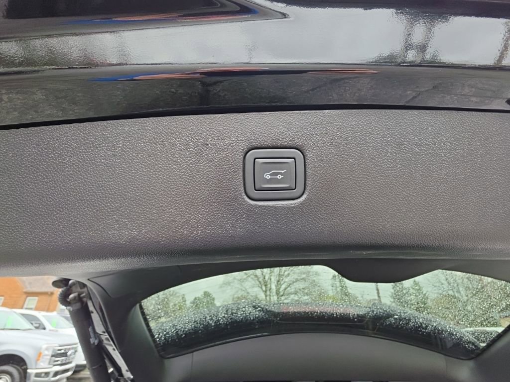 Certified 2023 Chevrolet Blazer Premier w/ Driver Confidence II Package image 36