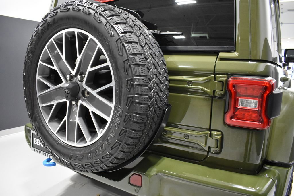 Used 2024 Jeep Wrangler High Altitude image 12